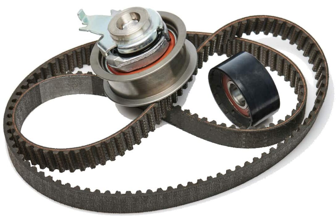 Serpentine belt with pulleys